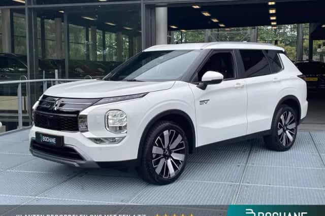 Mitsubishi Outlander (2026) thumbnail 1