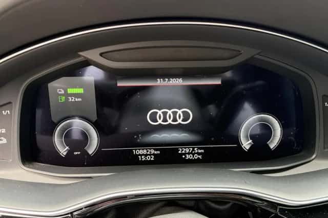 Audi Q7 (2021) thumbnail 5