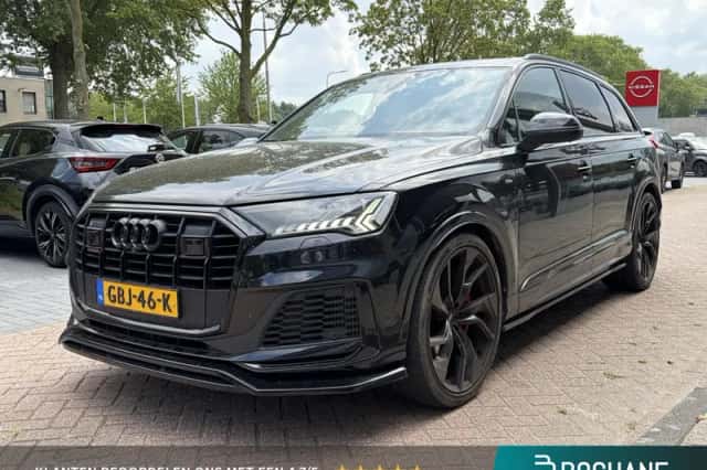 Audi Q7 (2021) thumbnail 1