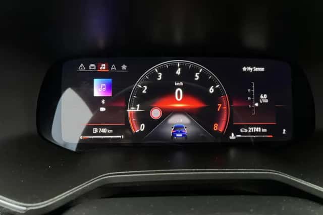 Renault Clio (2023) thumbnail 4
