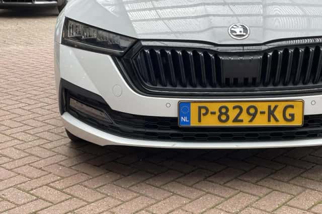 Škoda Octavia (2022) thumbnail 4