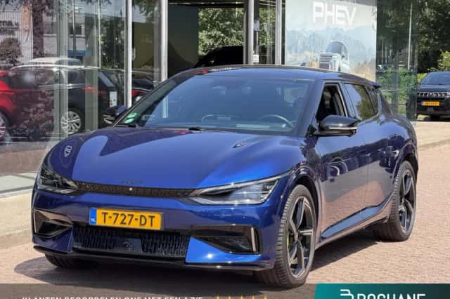 Kia EV6 (2023) thumbnail 1