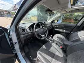 Suzuki Vitara (2021) thumbnail 17