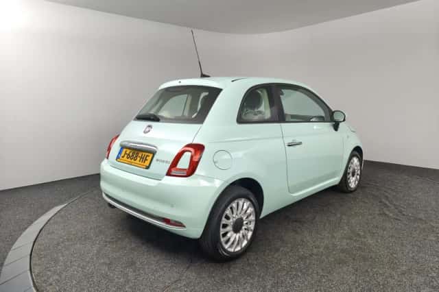 Fiat 500 (2020) thumbnail 2