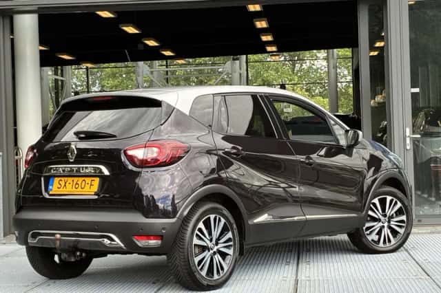 Renault Captur (2018) thumbnail 2