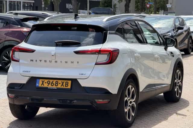 Mitsubishi ASX (2024) thumbnail 3