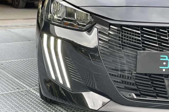 Peugeot 208 (2025) thumbnail 5