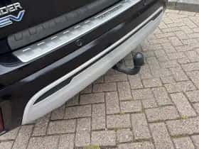 Mitsubishi Outlander (2021) thumbnail 11