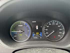 Mitsubishi Outlander (2021) thumbnail 19