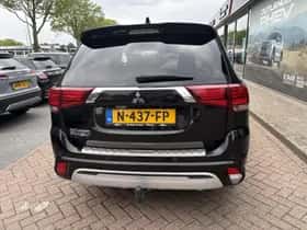 Mitsubishi Outlander (2021) thumbnail 10