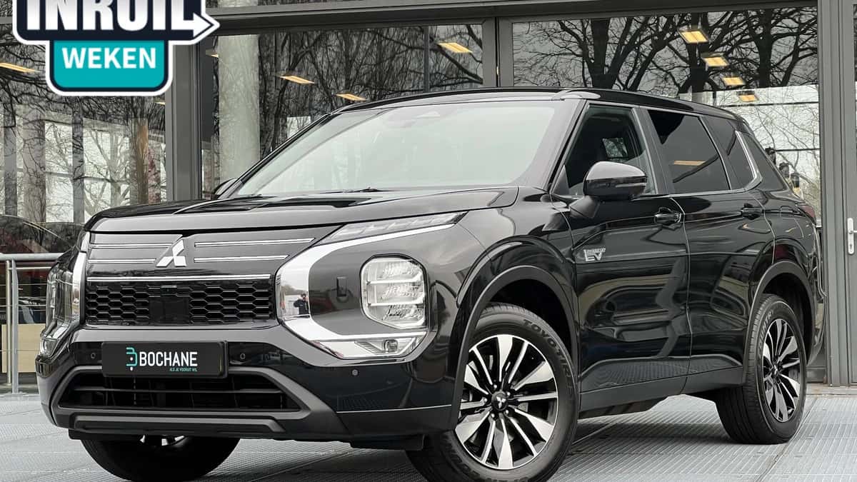 Mitsubishi Outlander (2025) — foto 1
