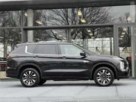 Mitsubishi Outlander (2025) thumbnail 18