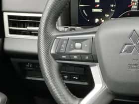 Mitsubishi Outlander (2025) thumbnail 23