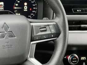 Mitsubishi Outlander (2025) thumbnail 24