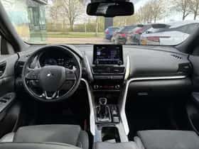 Mitsubishi Eclipse Cross (2023) thumbnail 4