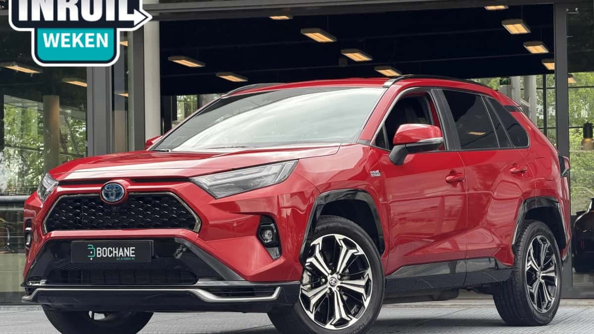 Toyota RAV4 (2024) — foto 1