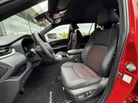 Toyota RAV4 (2024) thumbnail 7