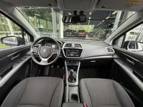 Suzuki S-Cross (2020) thumbnail 3