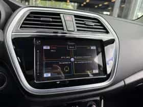 Suzuki S-Cross (2020) thumbnail 10