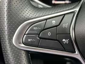 Renault Clio (2024) thumbnail 24