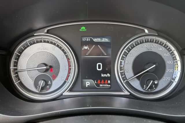 Suzuki S-Cross (2024) thumbnail 5