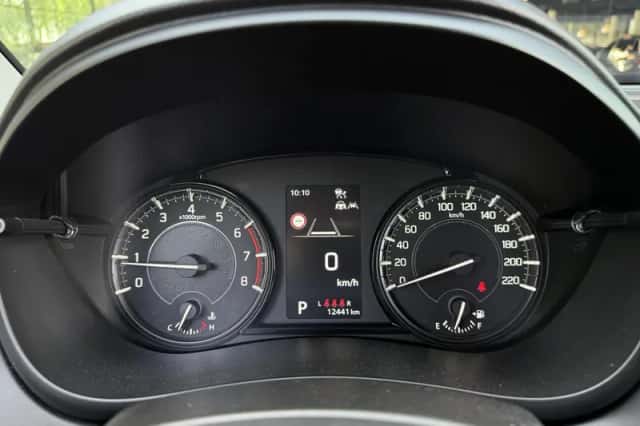 Suzuki S-Cross (2025) thumbnail 4