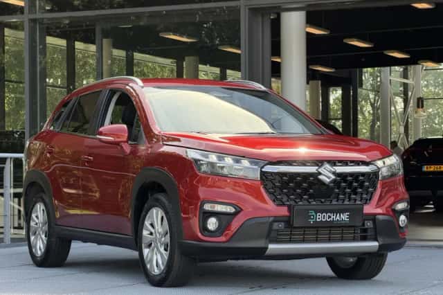 Suzuki S-Cross (2025) thumbnail 5