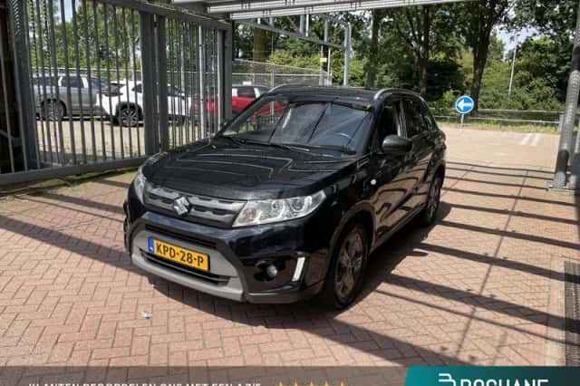 Suzuki Vitara (2017) thumbnail 1