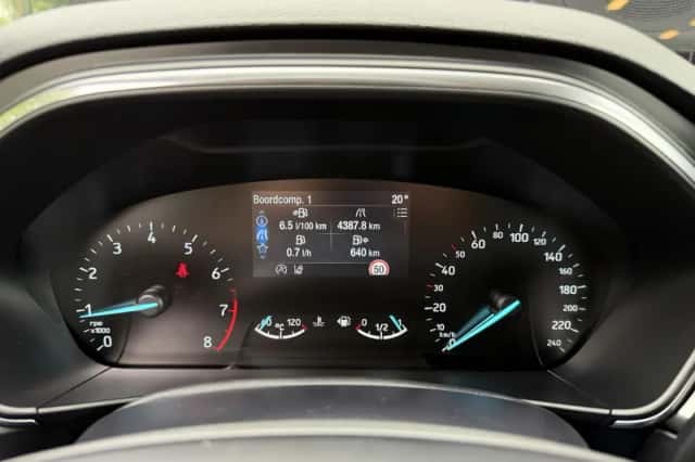 Ford Focus (2024) thumbnail 4