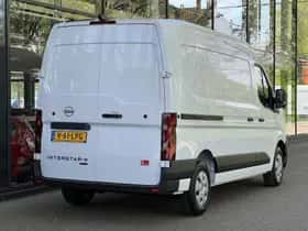 Nissan Interstar (2025) thumbnail 2