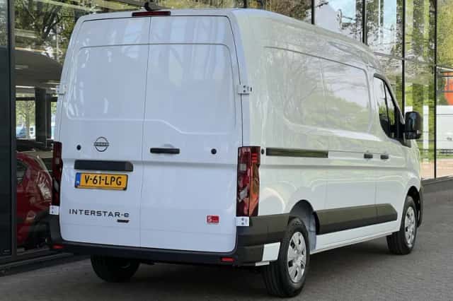 Nissan Interstar (2025) thumbnail 2