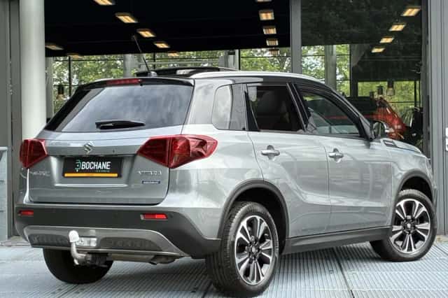 Suzuki Vitara (2022) thumbnail 2