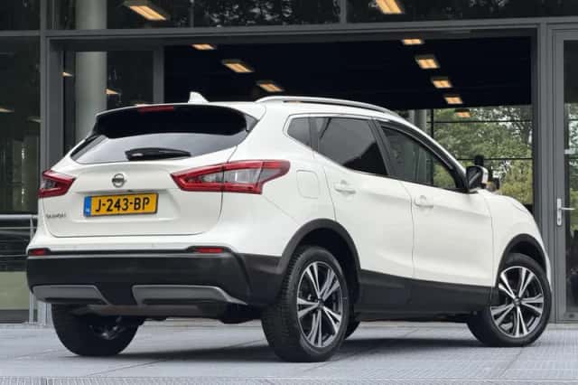Nissan Qashqai (2020) thumbnail 2
