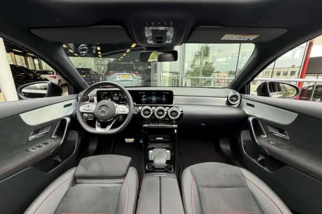 Mercedes-Benz A-Klasse (2022) thumbnail 3