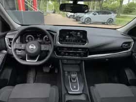 Nissan Qashqai (2022) thumbnail 3