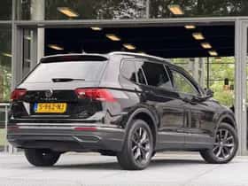 Volkswagen Tiguan (2023) thumbnail 2