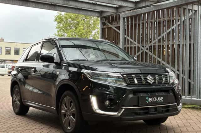 Suzuki Vitara (2021) thumbnail 6
