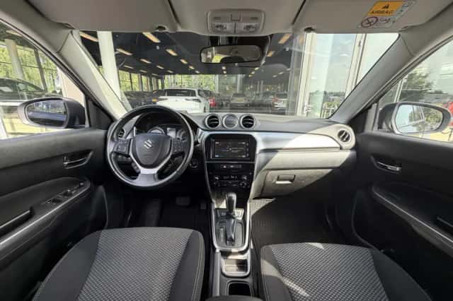 Suzuki Vitara (2021) thumbnail 3