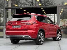 Mitsubishi Outlander (2026) thumbnail 2
