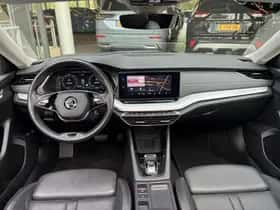 Škoda Octavia (2021) thumbnail 3