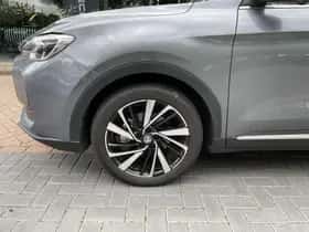 MG ZS (2025) thumbnail 5