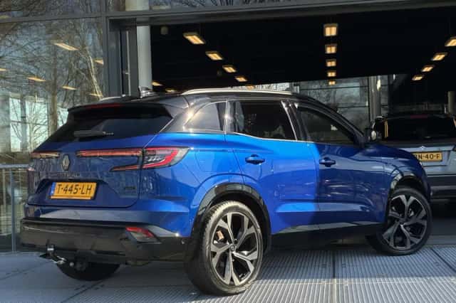 Renault Austral (2023) thumbnail 2
