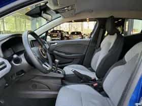 Mitsubishi Colt (2024) thumbnail 7