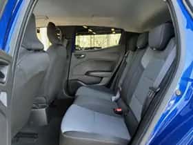 Mitsubishi Colt (2024) thumbnail 8
