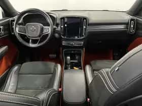 Volvo XC40 (2021) thumbnail 3