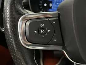 Volvo XC40 (2021) thumbnail 24