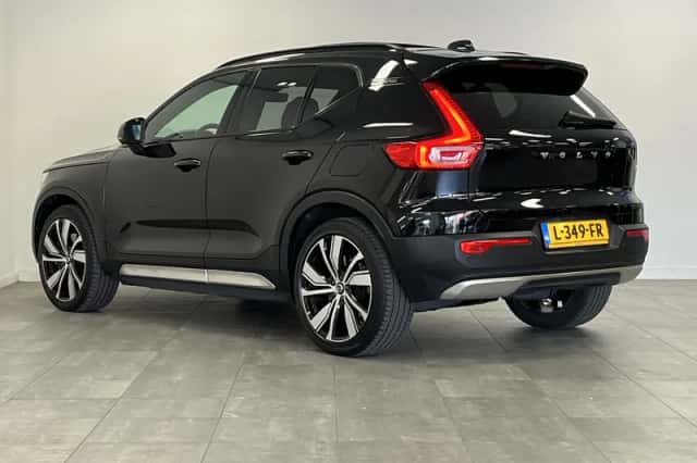 Volvo XC40 (2021) thumbnail 6