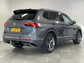 Volkswagen Tiguan (2021) thumbnail 2