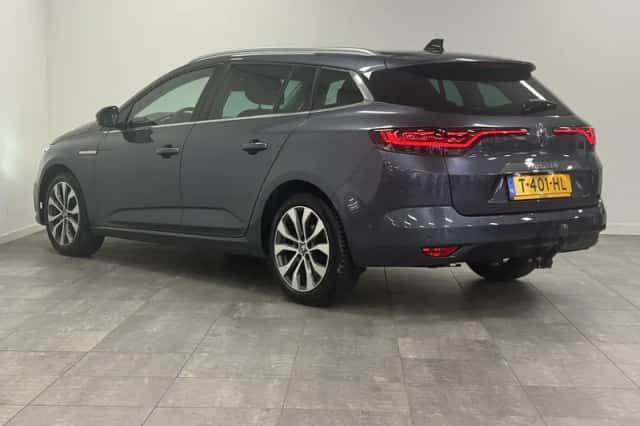 Renault Mégane (2023) thumbnail 6