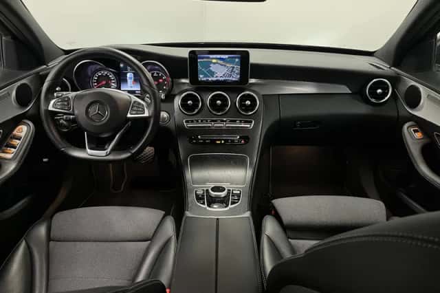 Mercedes-Benz C-Klasse (2017) thumbnail 3